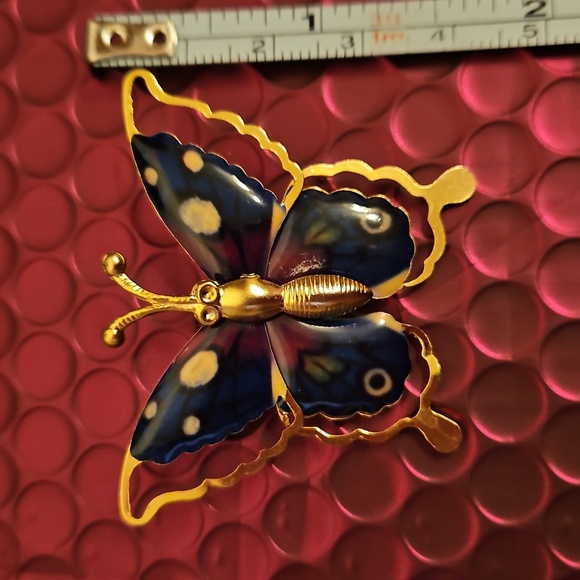 Vintage Colorful Butterfly Brooches Set of 5, excellent condition - Picture 4 of 8